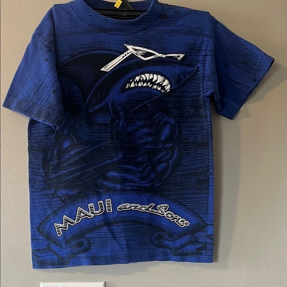Maui and Sons Blue Shark Graphic Kids T-Shirt - Picture 1 of 4